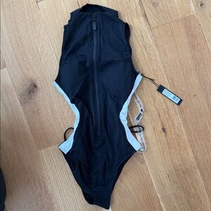 TA3 Sleeveless Surfy